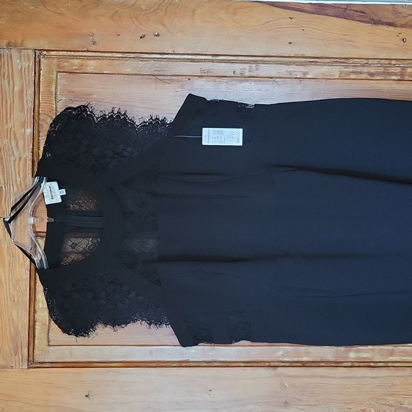 Women Dress - Picture 2 of 8